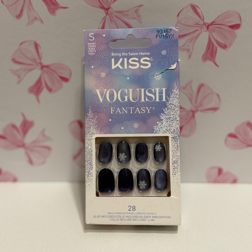 KISS Voguish‎ Fantasy Press On Nails Short Navy Blue Cat Eye Snowflake
